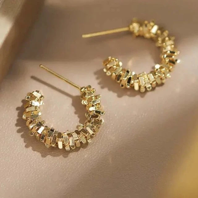 Vintage Twisted Wave Metal C-Shaped Semicircular Earrings Women Jewelry Party