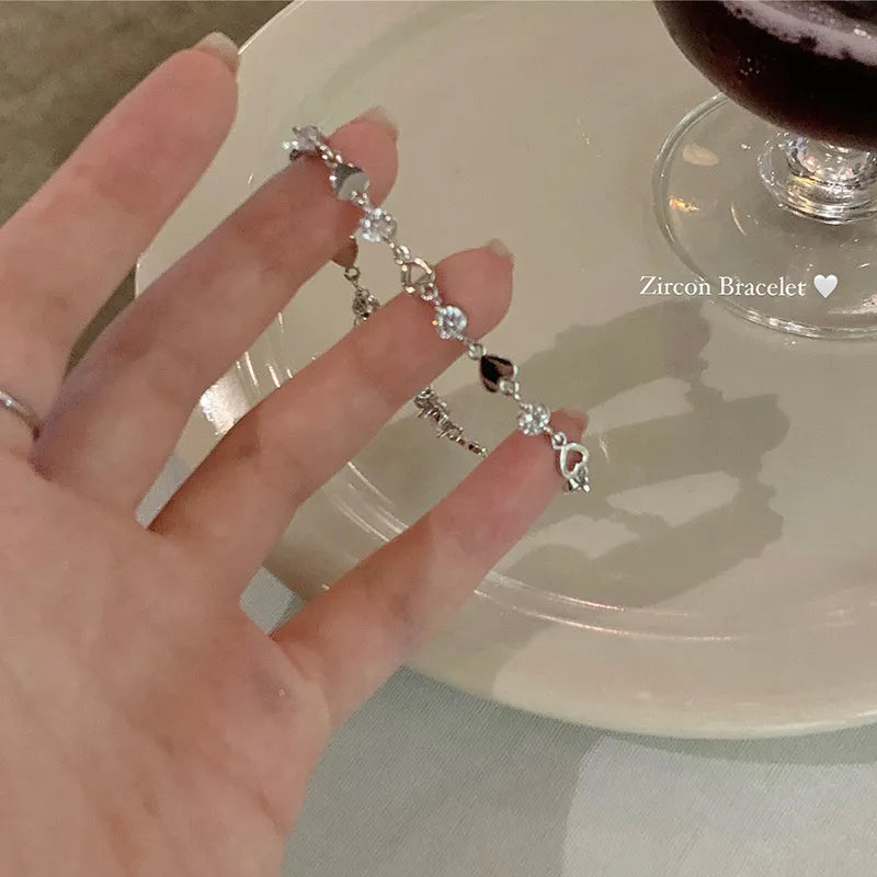 Bracelets for Women Sweet Girls Sparkling Hollow Heart Delicate Chain Bracelet Party Jewelry Gifts
