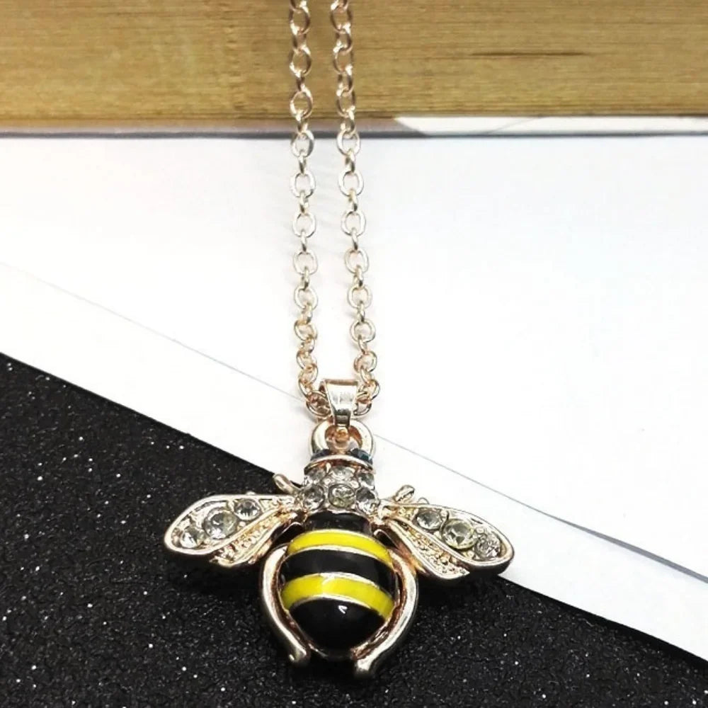 Fashion Pendant Jewelry Crystal Rhinestone Necklace Yellow Bee