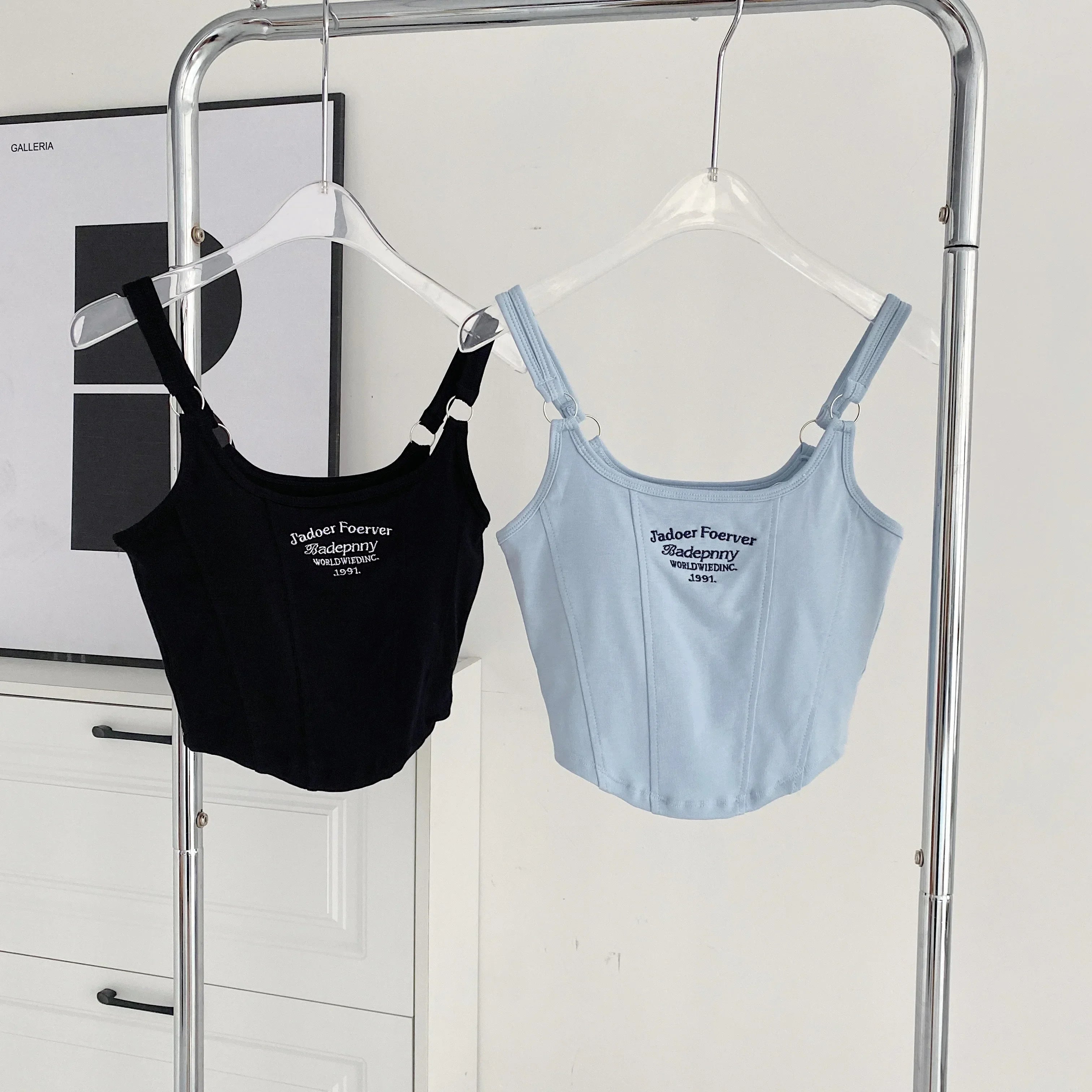 Women Summer Tops Sexy Camisole Square Collar Tank Top Y2k Slveless Female Crop Tops With Pad Fashion Vest Embroidery Letter