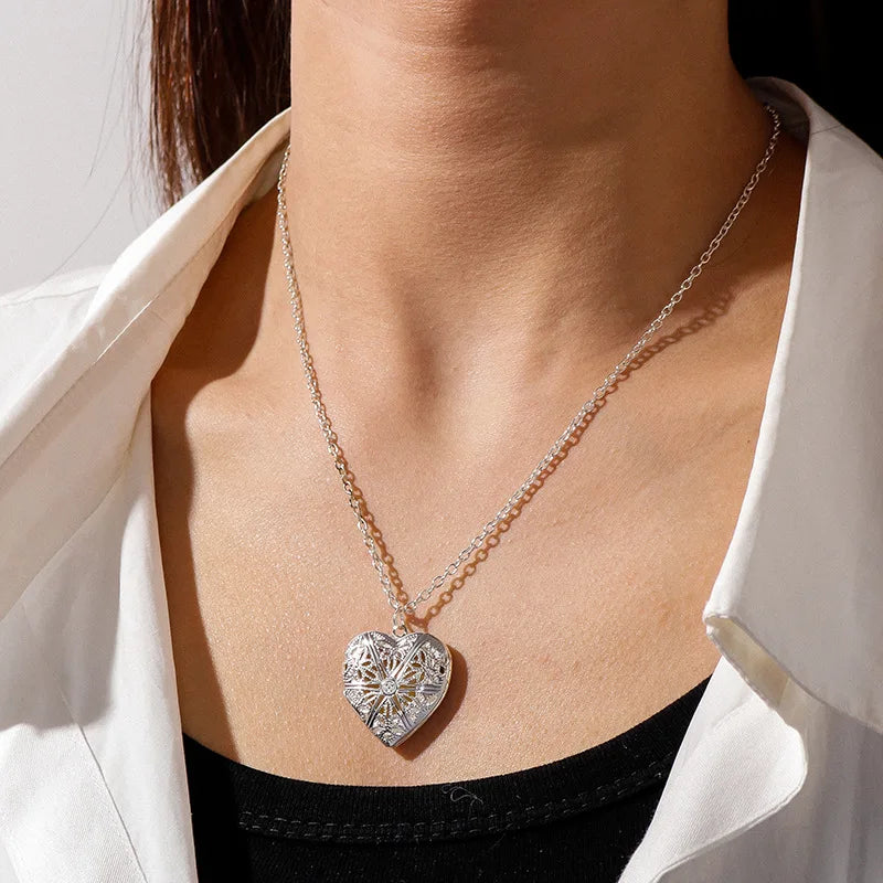 Sweet Peach Heart Love Chain Necklace for Woman Hollow Engraved Opening and Closing Heart Shaped Photo Box Pendant Collar-Dollar Bargains Online Shopping Australia