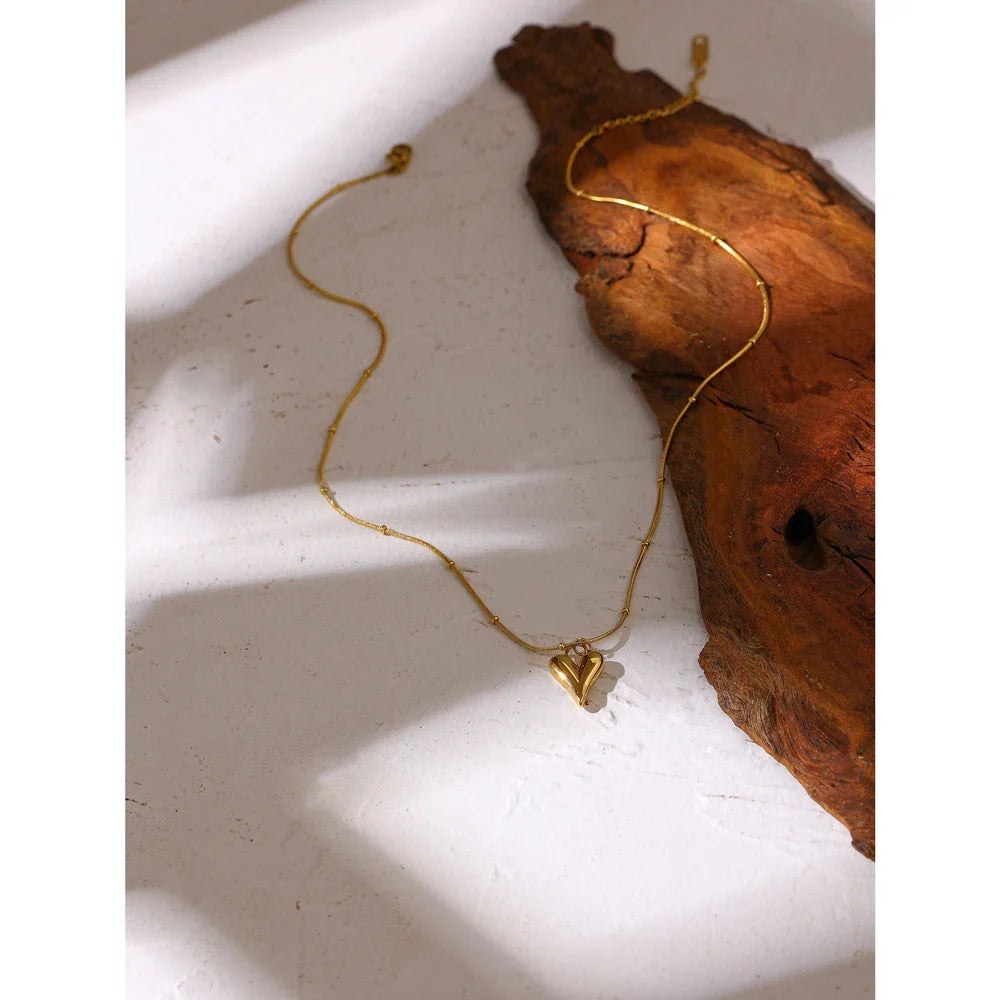 Heart Pendant Chain Necklace for Women Stainless Steel Stylish Choker 18 K Jewelry Waterproof Party Gift-Dollar Bargains Online Shopping Australia