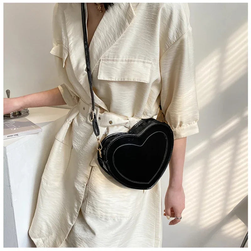 Crossbody Bags Purses Cute Peach Heart Shaped Handbags Trendy Fashion Simple Western Style Popular Bags for Women