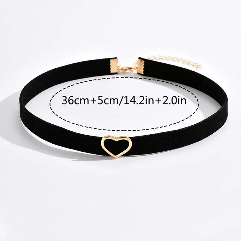 Classic Gothic Tattoo Black Velvet Choker Necklace Heart Pendant Necklaces For Women Fashion Beach