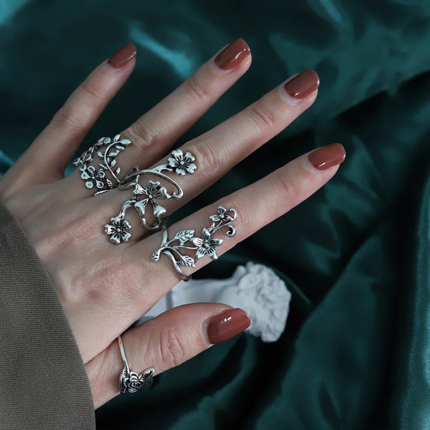 4PCS/Set Forest Vine Leaf Flower Ring Vintage Punk Antique Carved Midi Finger Ring Women Bohemian Rings For Men Jewelry Gifts