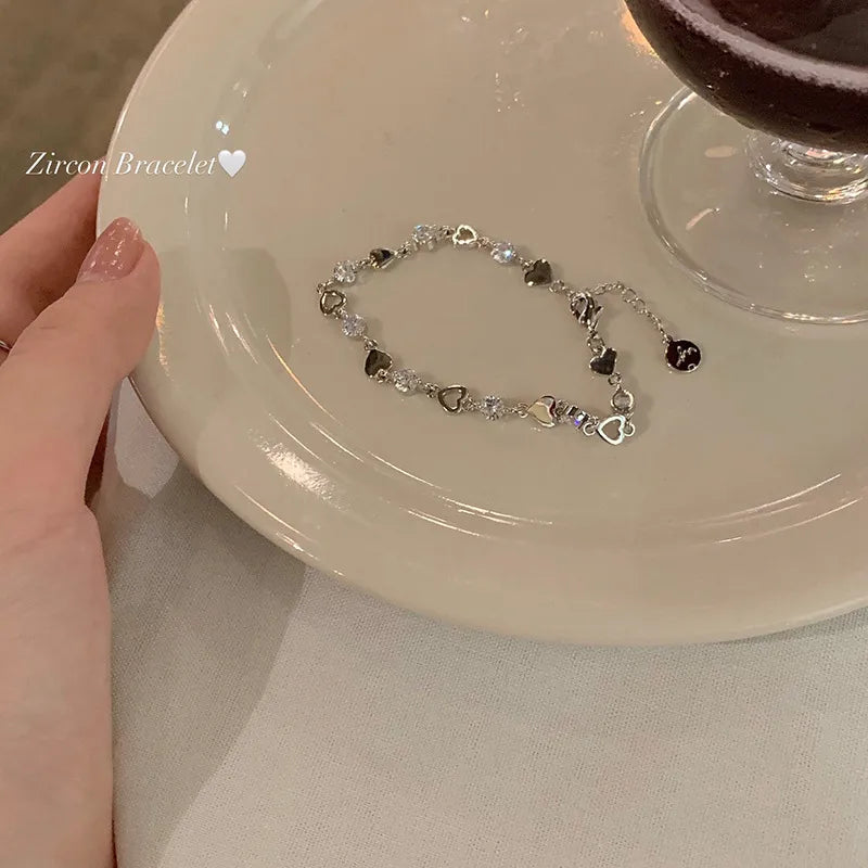 Bracelets for Women Sweet Girls Sparkling Hollow Heart Delicate Chain Bracelet Party Jewelry Gifts
