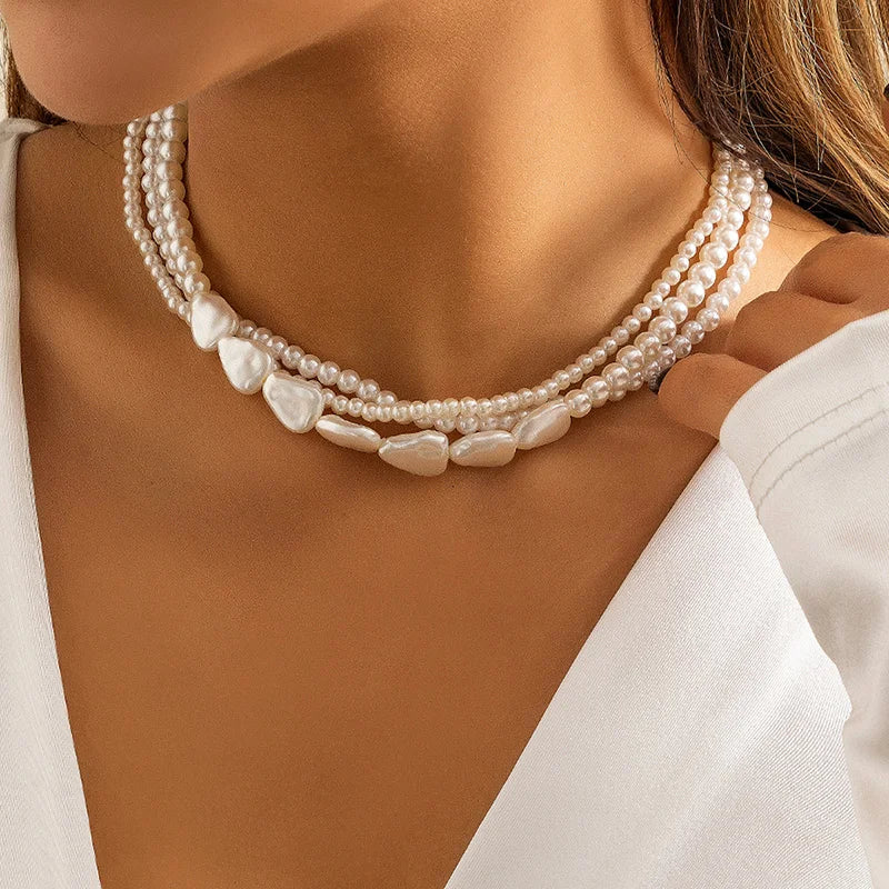 Multi-Layer Pearl Necklace for Woman Elegant Chokers Retro Neck Chain Imitation Pearls Heart Necklace Wedding Party Lady Jewelry