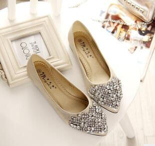 Fashion Flats Shoes Women Ballet Princess Shoes For Casual Crystal Boat Shoes Rhinestone Women Flats PLUS Size