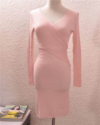 V-neck winter package hip cultivate one's morality knitted dress