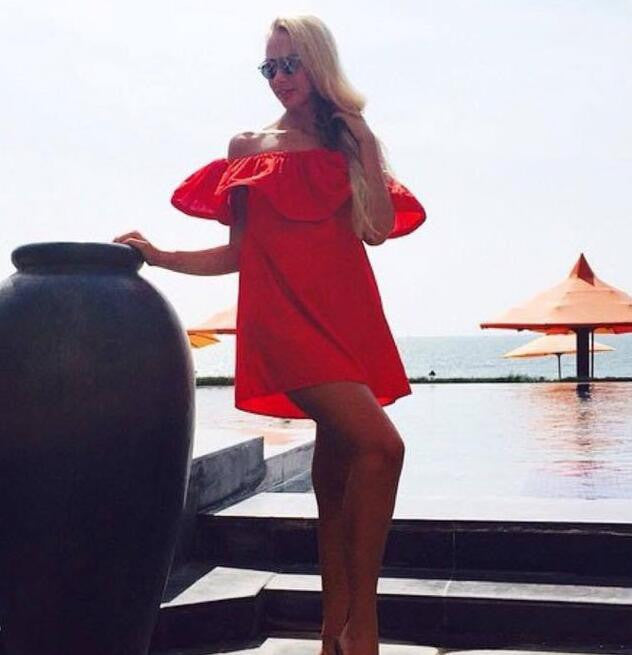 Online discount shop Australia - Fashion women Summer strapless Sexy Slash Ruffled Strapless Backless the beach style Loose Solid color dress