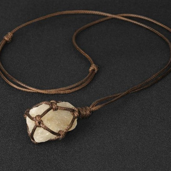 Natural Stone Rope Wrap Necklace Irregular Rose Crystal Quartz Pendant Necklaces Adjustable Women Girl Vintage Jewelry G317