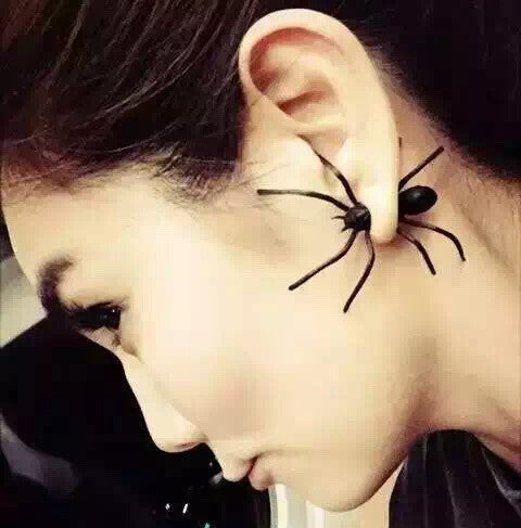 Halloween Gifts 3D Spider Stud Earrings Fashion Punk Retro Big Black Spider Insect Pierced Earring For Women Christmas Gift - CelebritystyleFashion.com.au online clothing shop australia