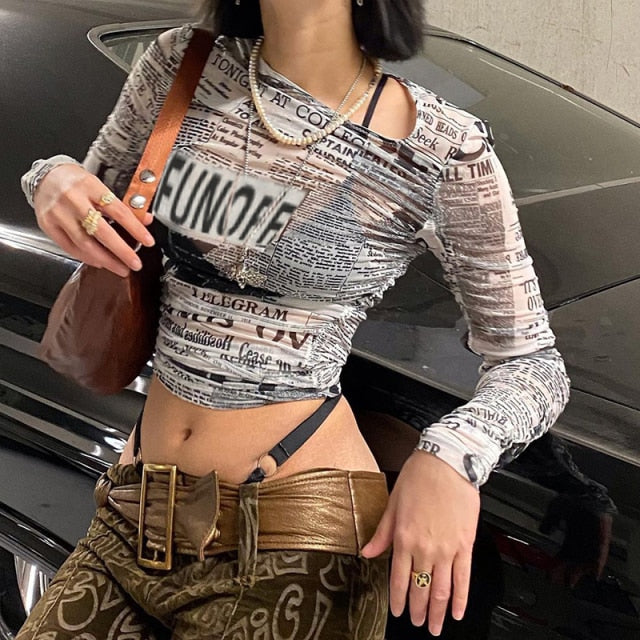 Gothic Print Mesh T-shirt Women Long Sleeve Slim Fit Cropped Top Aesthetic Summer Tee Streetwear 90s Vintage Punk Style Tee